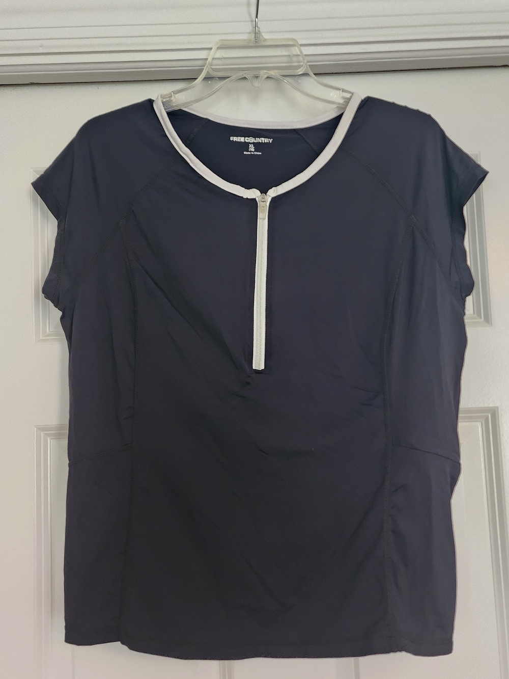 Free Country Women's Black Short Sleeve Zip-Front Top